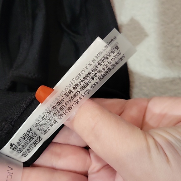 Victoria's Secret Bikini - Picture 12 of 14